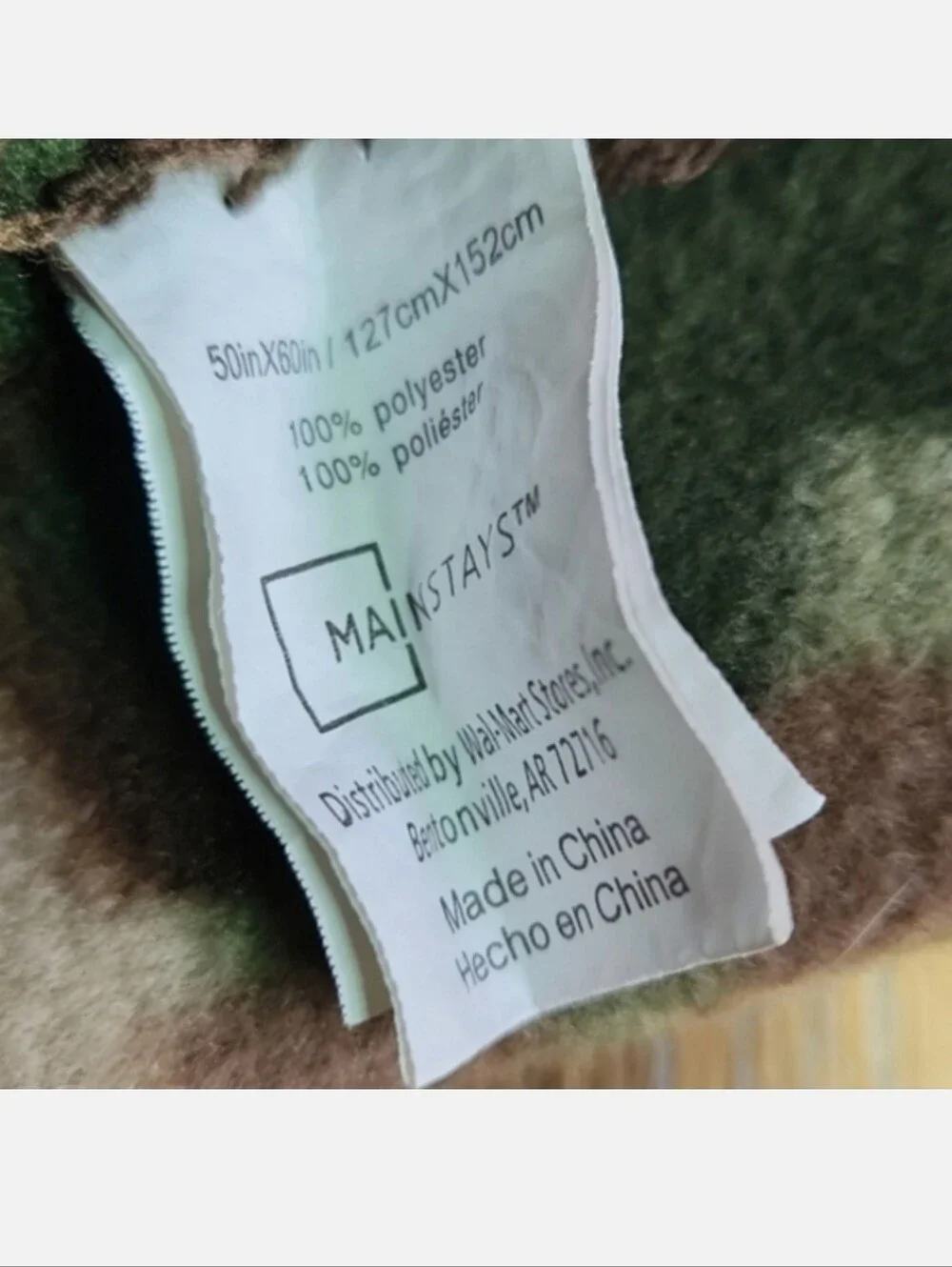 NWOT Mainstays Green Brown Tan Cream Camo Fleece Throw Blanket